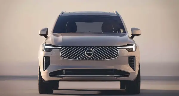 عکس داخل ماشین ولوو xc90
