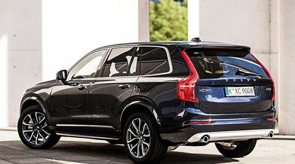 عکس داخل ولوو xc90