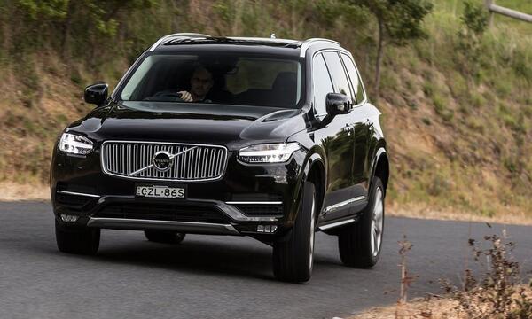 عکس داخل ولوو xc90