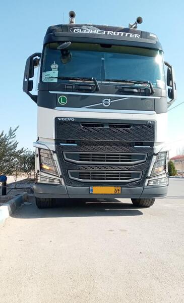 عکس ولوو اف هاش ۵۰۰