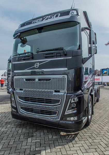 عکس ولوو fh 540