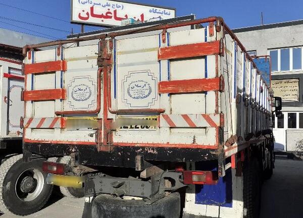 عکس کامیون ولوو تک