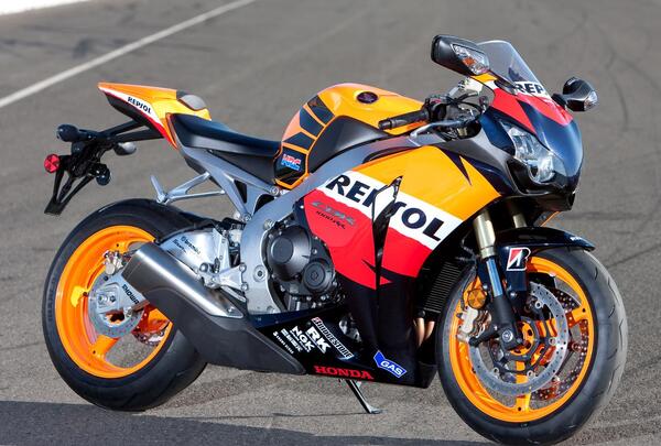 عکس موتور هوندا cbr 1000