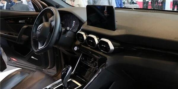عکس داخل ماشین هایما s8