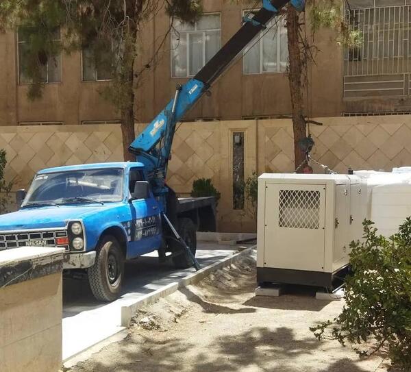 عکس نیسان جرثقیلی