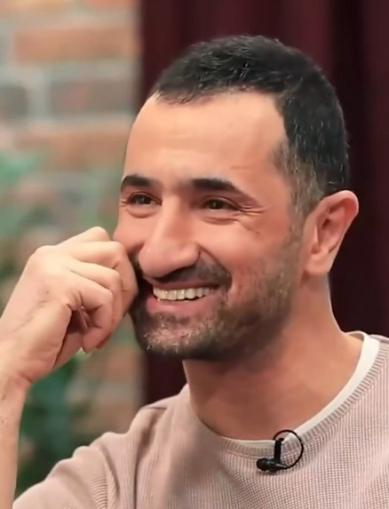 عکس بازیگر نیسان آبی