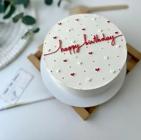 عکس کیک مینیمال دخترانه