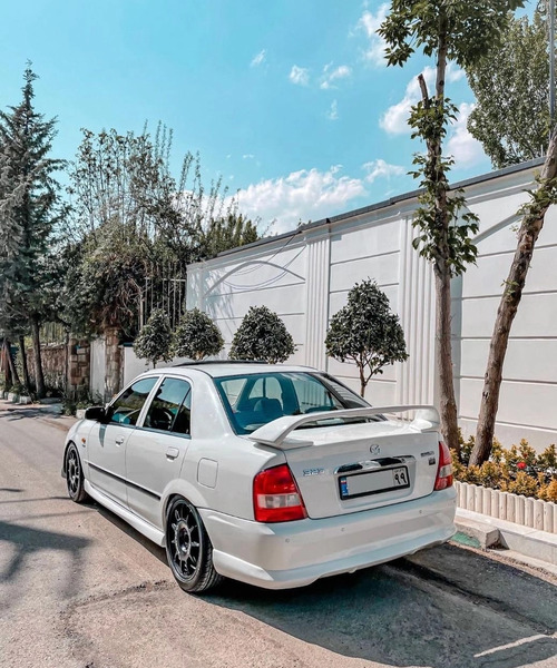 عکس مزدا 323 اسپرت