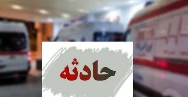 عکس تصادف مزدا دوکابین