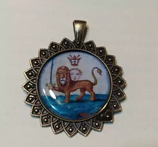 عکس لوگوی شیر خورشید