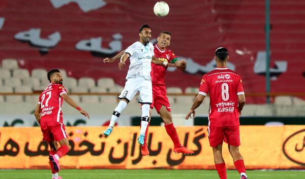 عکس لوگوی رئال مادرید و پرسپولیس