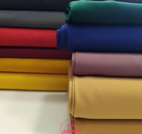 عکس از پارچه مازراتی