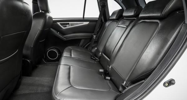 عکس داخل لیفان x70
