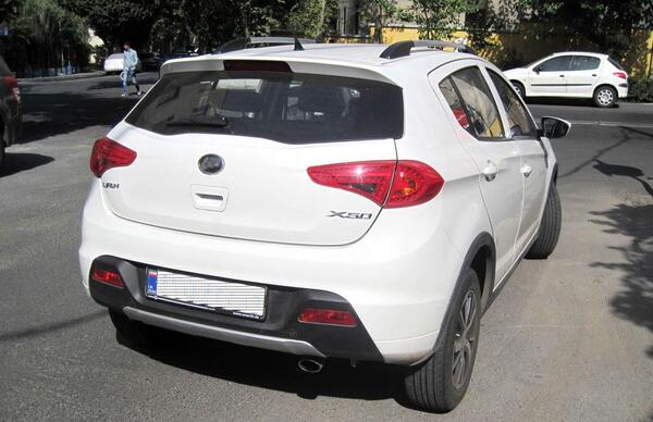 عکس از لیفان x50