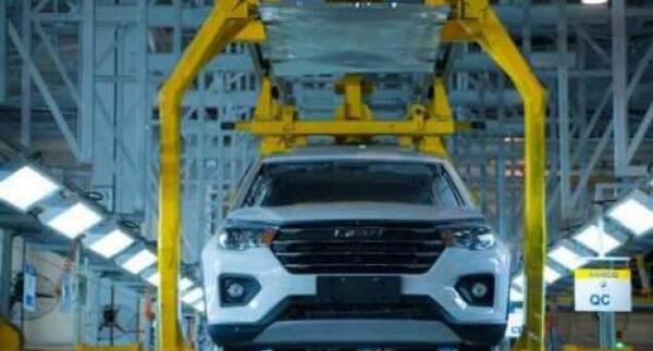 عکس داخل ماشین لیفان x70