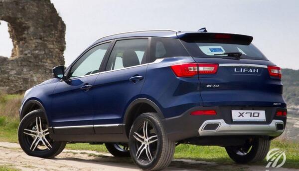 عکس داخل ماشین لیفان x70
