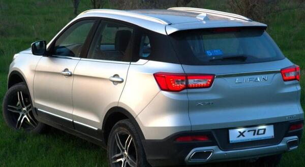 عکس داخل ماشین لیفان x70