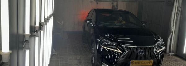 عکس سقف ماشین لکسوس