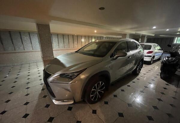 عکس ماشین لکسوس nx200t