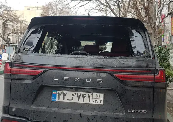 عکس لکسوس ال ایکس ۶۰۰