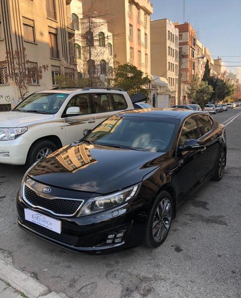 عکس ماشین کیا مشکی