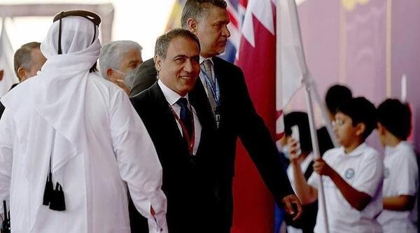عکس مهدی مهدوی کیا با پرچم اسرائیل
