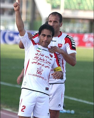عکس مهدی مهدوی کیا با پرچم اسرائیل