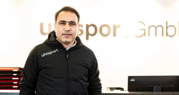 عکس مهدی مهدوی کیا با پرچم اسرائیل