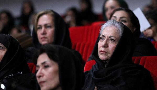 عکس عباس کیارستمی و همسرش