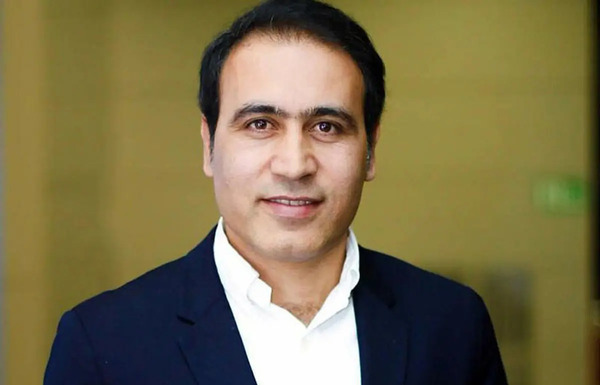 عکس جدید مهدی مهدوی کیا و همسرش