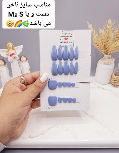 عکس لوگوی کاشت ناخن ساده