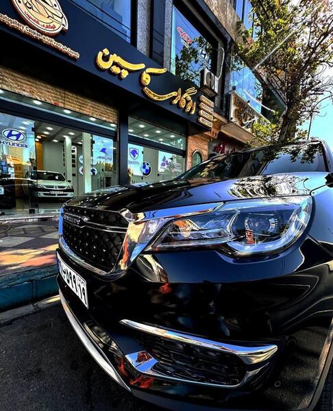 عکس ماشین فیدلیتی ۷ نفره مشکی