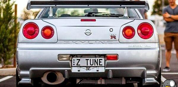 عکس لوگوی نیسان gtr