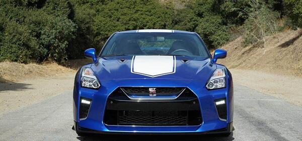 عکس لوگوی نیسان gtr