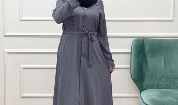 عکس مدل مانتو ابروبادی دکمه دار بلند