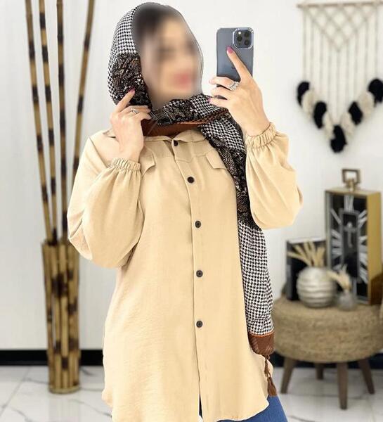 عکس مدل مانتو ابروبادی جلو بسته کوتاه