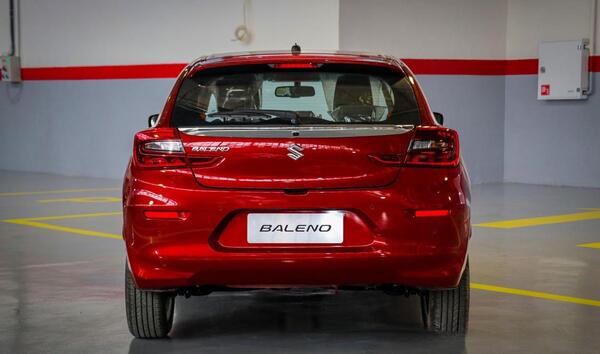 عکس خودرو سوزوکی بالنو