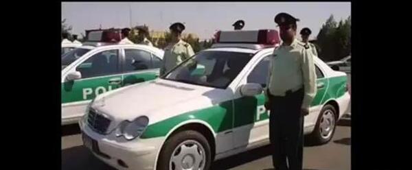 عکس ممد قلی با پلیس
