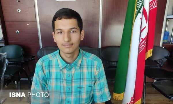 عکس محمد قلی پور رتبه ۲ کنکور