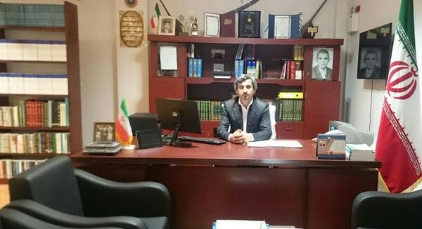 عکس محمد قلی پور به انگلیسی
