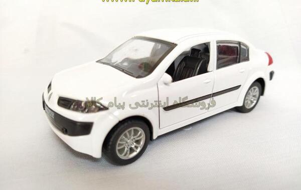 عکس اسباب بازی ماشین رنو