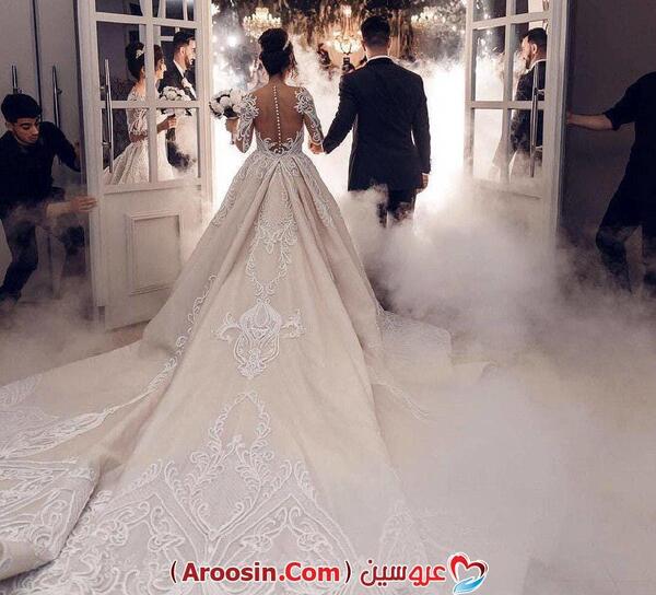 عکس عاشقانه دست عروس و داماد