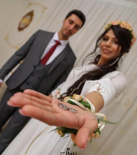 عکس دست عروس و داماد فیک