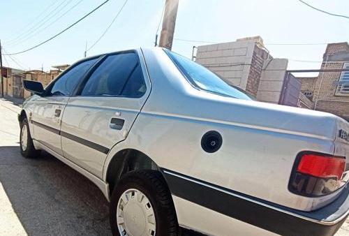 عکس پژو 405 شوتی نقره ای