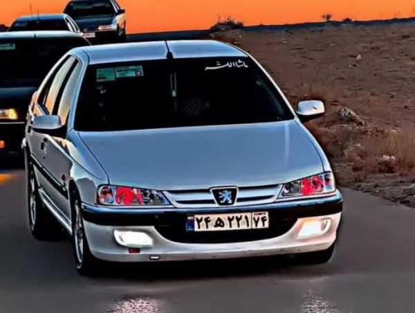عکس پژو 405 شوتی نقره ای