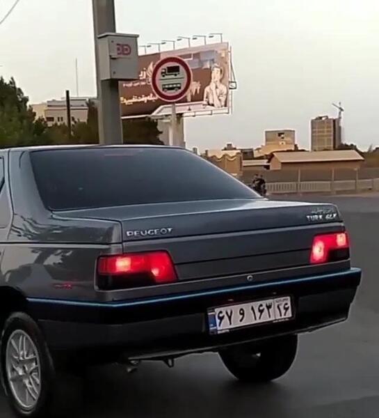 عکس پژو 405 شوتی نوک مدادی