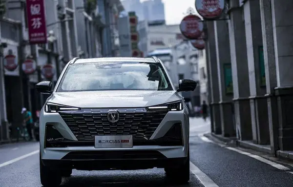 عکس چانگان cs55 مشکی