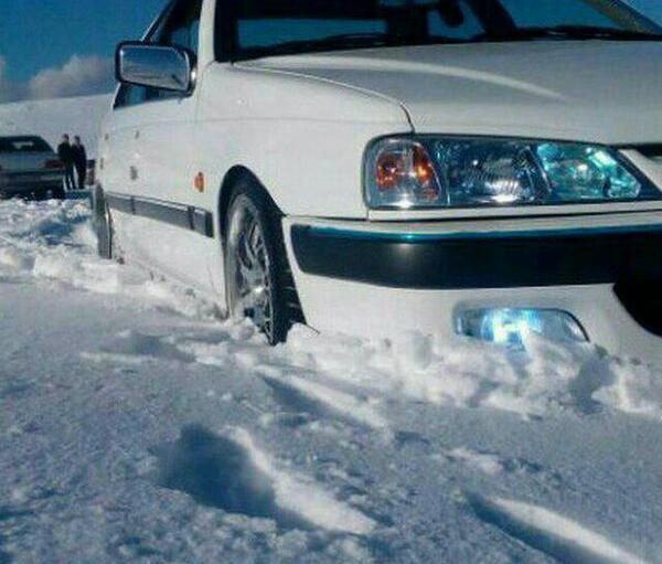 عکس پژو پارس خوابیده