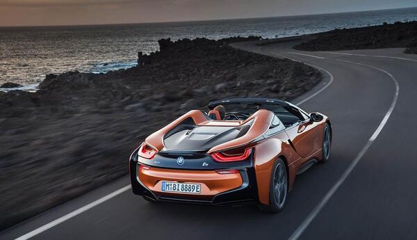 عکس بی ام و i8 قیمت