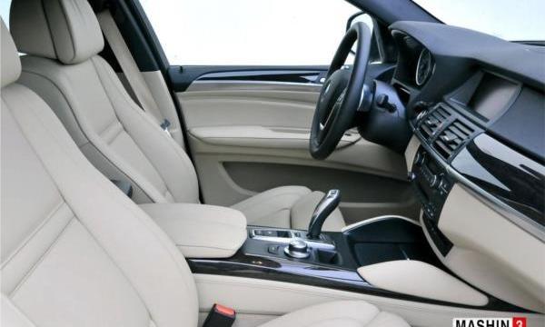 عکس داخل ماشین بی ام وی
